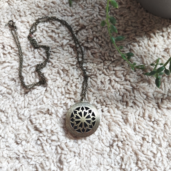 Jewelry - Fashion Aromatherapy Necklace